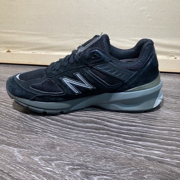 New Balance 990v5 Womens Size 10 Black Running Shoes Suede - Picture 7 of 10